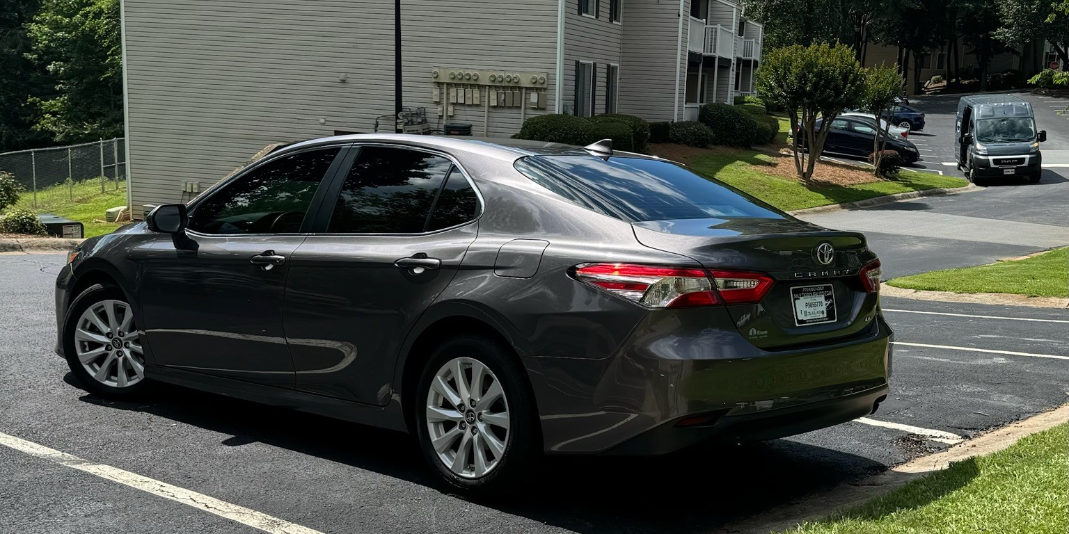 2019 Toyota Camry view 3