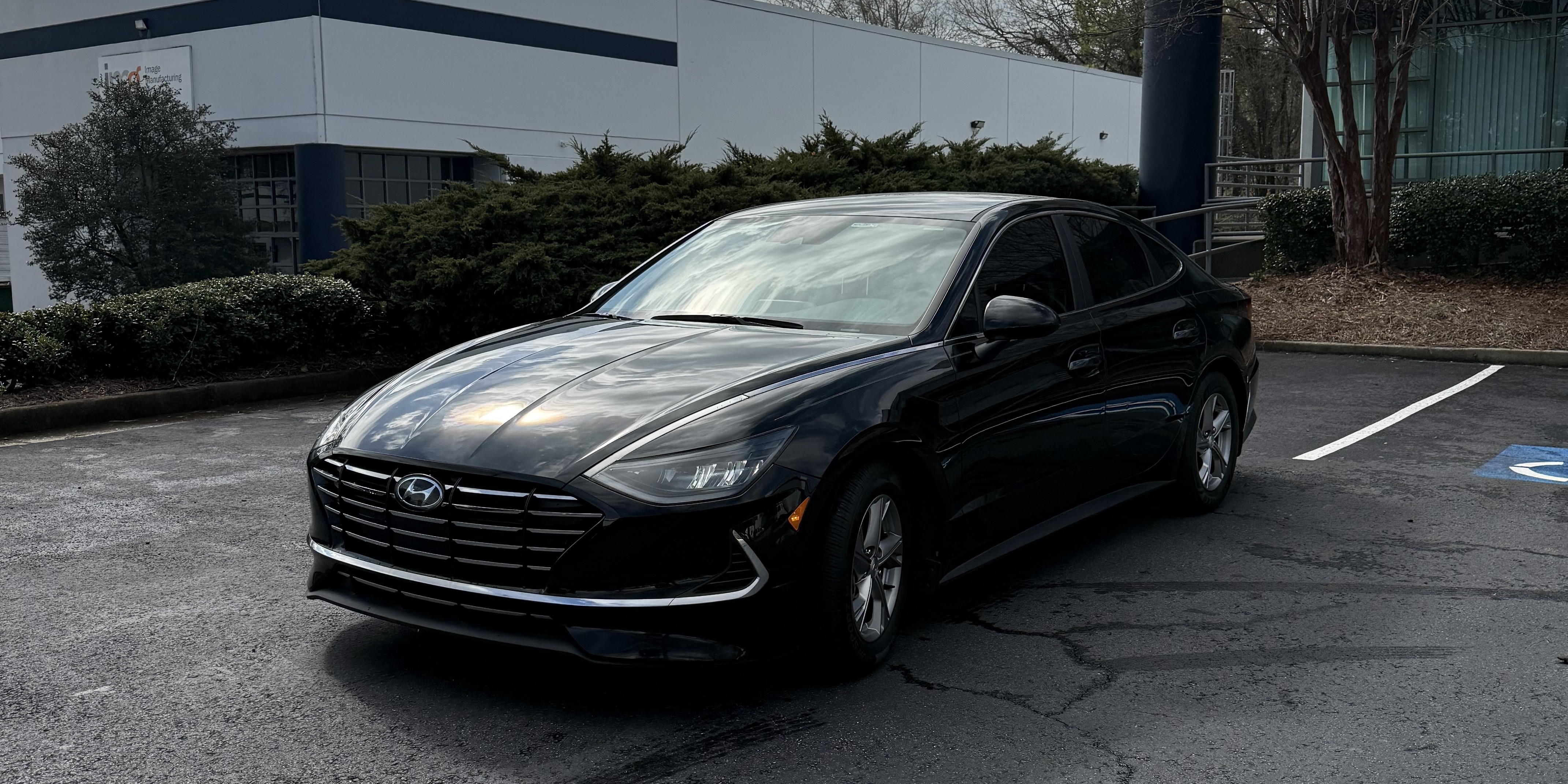 2020 Hyundai Sonata view 3